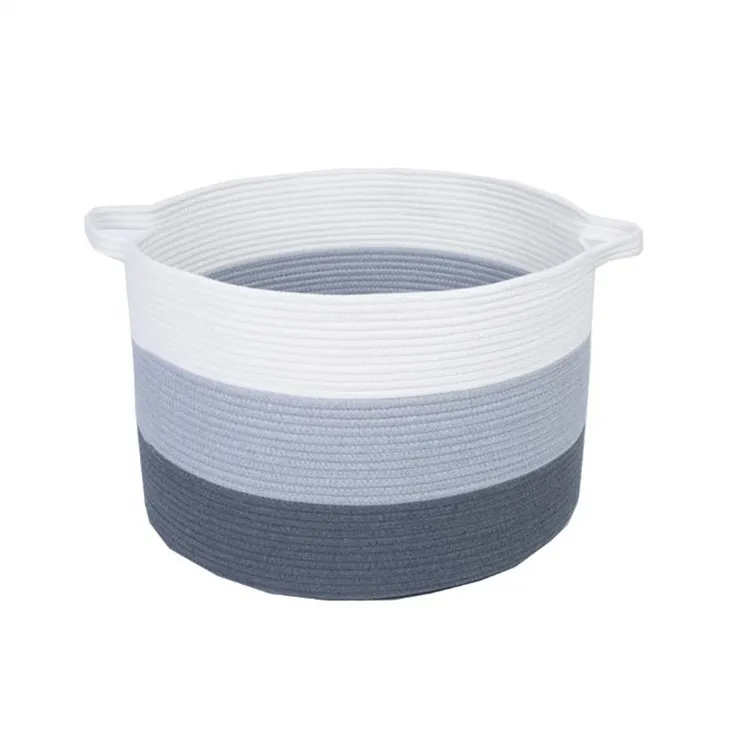 Cesta suja de roupa suja